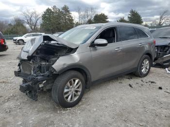  Salvage Kia Sorento