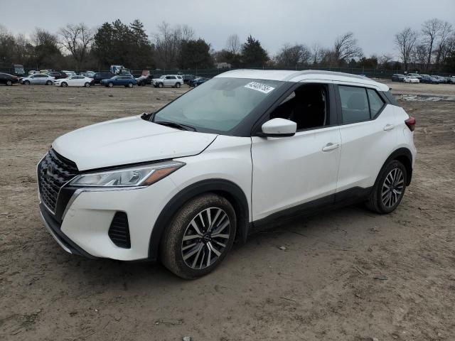  Salvage Nissan Kicks