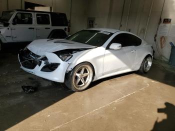  Salvage Hyundai Genesis