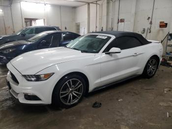  Salvage Ford Mustang