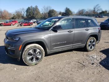  Salvage Jeep Grand Cherokee