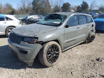  Salvage Jeep Grand Cherokee