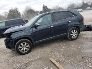  Salvage Kia Sorento