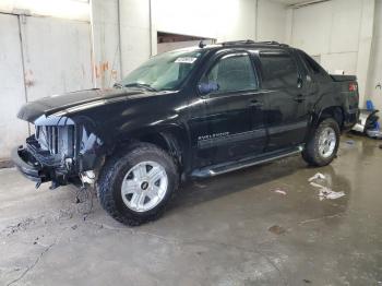  Salvage Chevrolet Avalanche