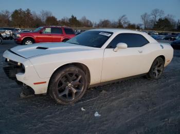  Salvage Dodge Challenger