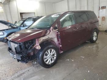  Salvage Kia Sedona