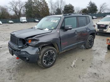  Salvage Jeep Renegade