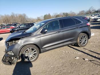  Salvage Ford Edge