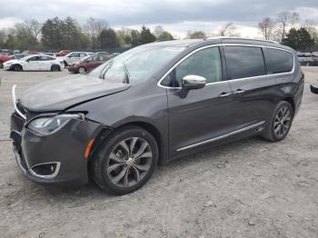  Salvage Chrysler Pacifica