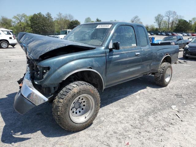  Salvage Toyota Tacoma