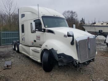  Salvage Kenworth Constructi