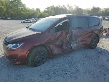  Salvage Chrysler Pacifica