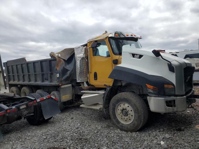  Salvage International Dump Truck