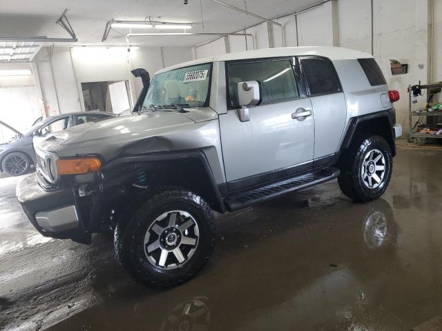  Salvage Toyota FJ Cruiser