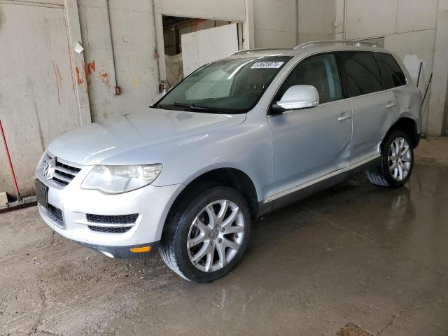  Salvage Volkswagen Touareg