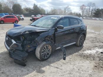  Salvage Hyundai TUCSON