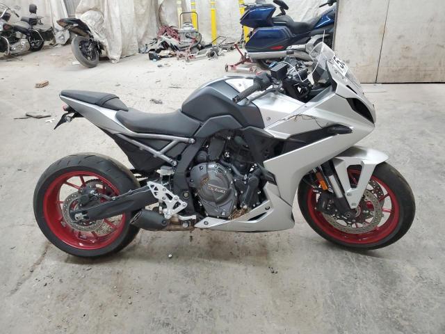  Salvage Suzuki Gsx800 F