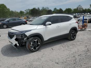  Salvage Kia Seltos