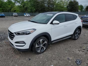  Salvage Hyundai TUCSON