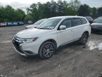  Salvage Mitsubishi Outlander