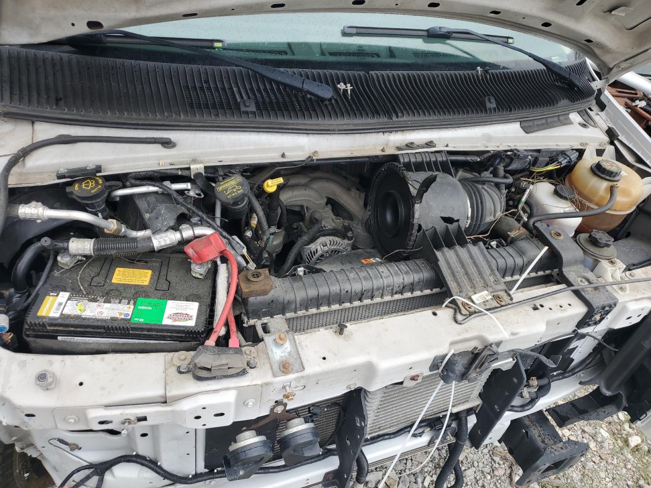 Ford E-450 E450 Super Duty Cutaway Van Image 9