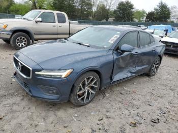  Salvage Volvo S60