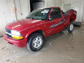  Salvage Chevrolet S-10