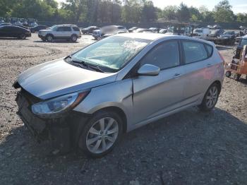  Salvage Hyundai ACCENT
