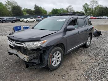  Salvage Toyota Highlander