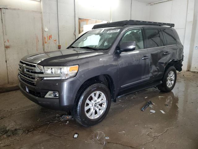  Salvage Toyota Land Cruis