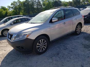 Salvage Nissan Pathfinder