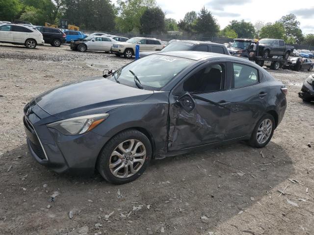  Salvage Toyota Yaris