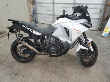  Salvage KTM Motorcycle