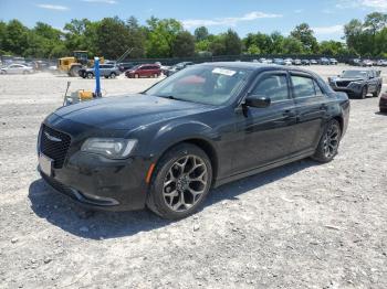  Salvage Chrysler 300