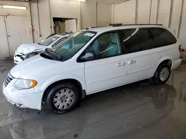  Salvage Chrysler Minivan