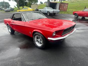  Salvage Ford Mustang