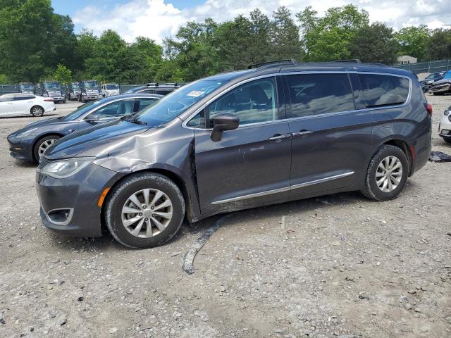  Salvage Chrysler Pacifica