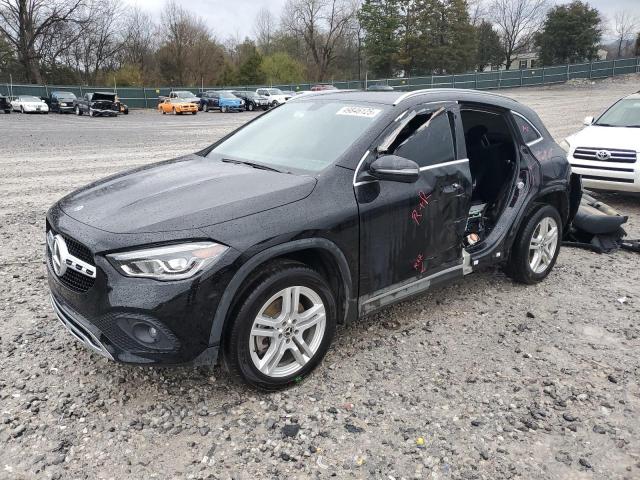 Salvage Mercedes-Benz GLA
