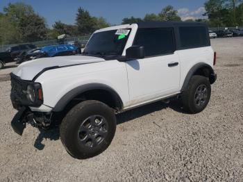  Salvage Ford Bronco