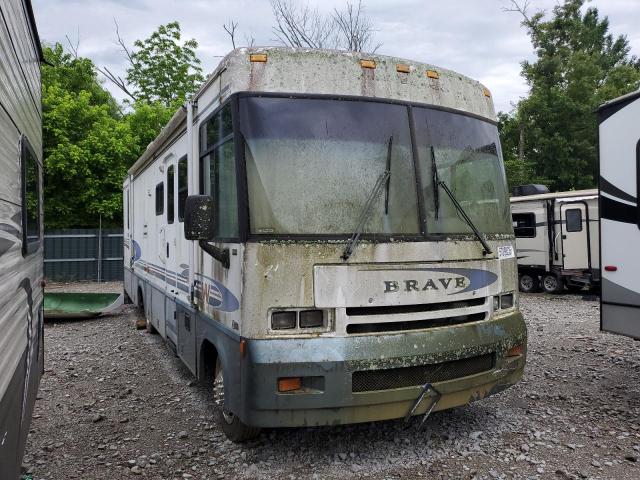  Salvage Workhorse Custom Cha Motorhome