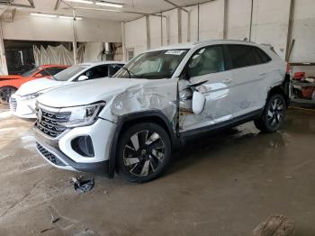  Salvage Volkswagen Atlas