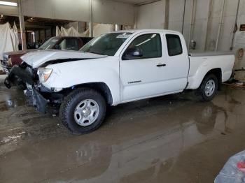  Salvage Toyota Tacoma