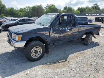  Salvage Toyota Pickup