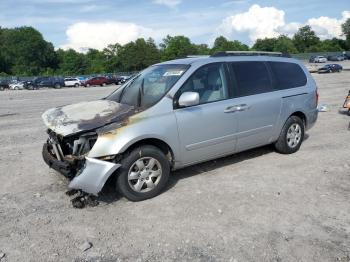  Salvage Kia Sedona