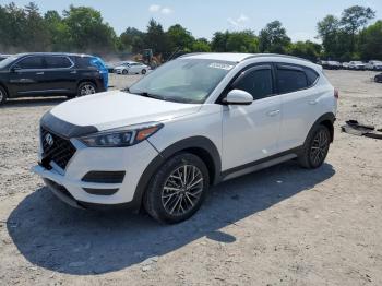  Salvage Hyundai TUCSON