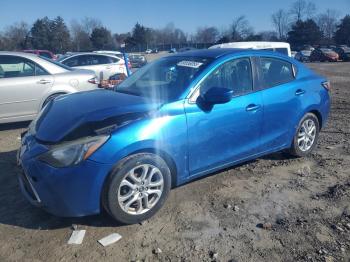  Salvage Toyota Yaris