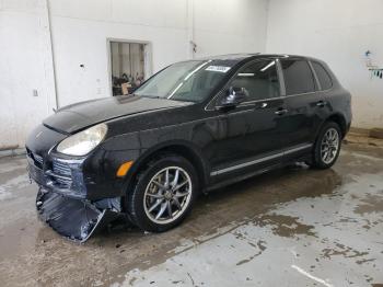  Salvage Porsche Cayenne