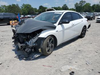  Salvage Hyundai ELANTRA
