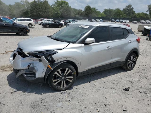  Salvage Nissan Kicks