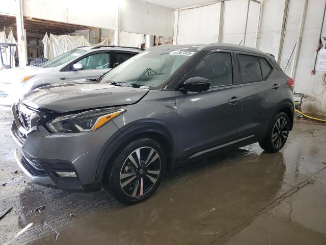  Salvage Nissan Kicks